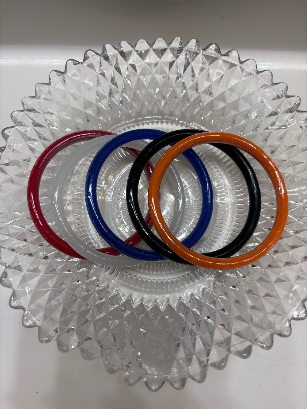 Colorful Women’s Glass Bangle Bracelet Set - Red, White, Blue, Black, Orange